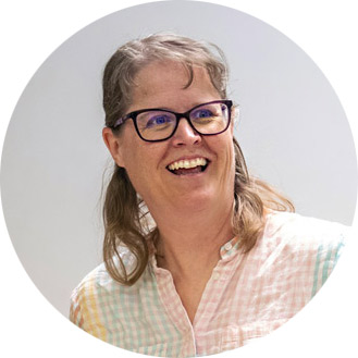 Dr. Nicola Olsen