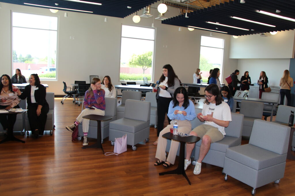 Student workshop in the MBA at Campus Pointe classroom